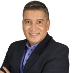 Oswaldinho desafia os candidatos veteranos